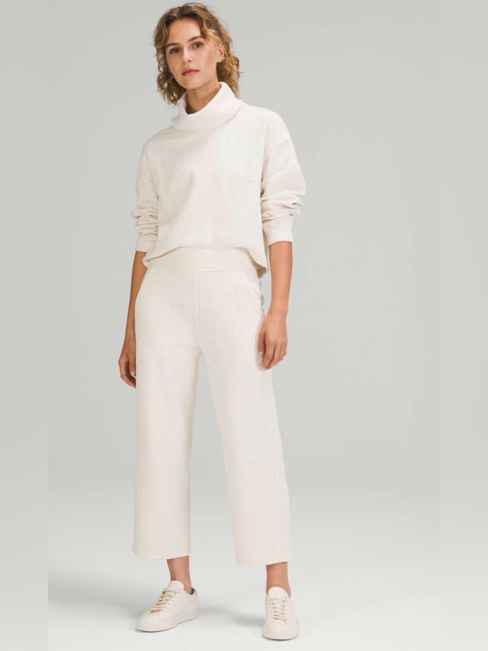Lululemon Ribbed Straight Leg Super-High-Rise Crop 23"Cream 10 Athleisure Sporty